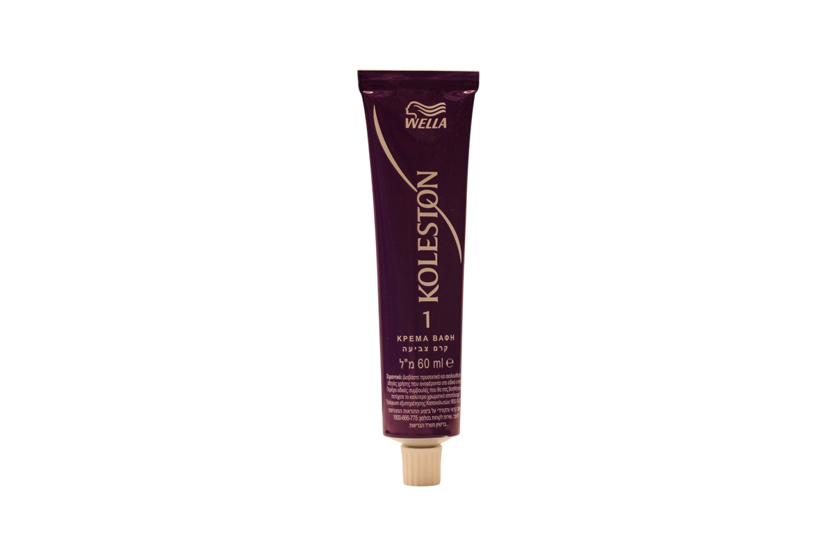 Wella Professionals Koleston Perfect Tintura permanente per capelli 8/74 Castano chiaro rosso 60 ml Tester